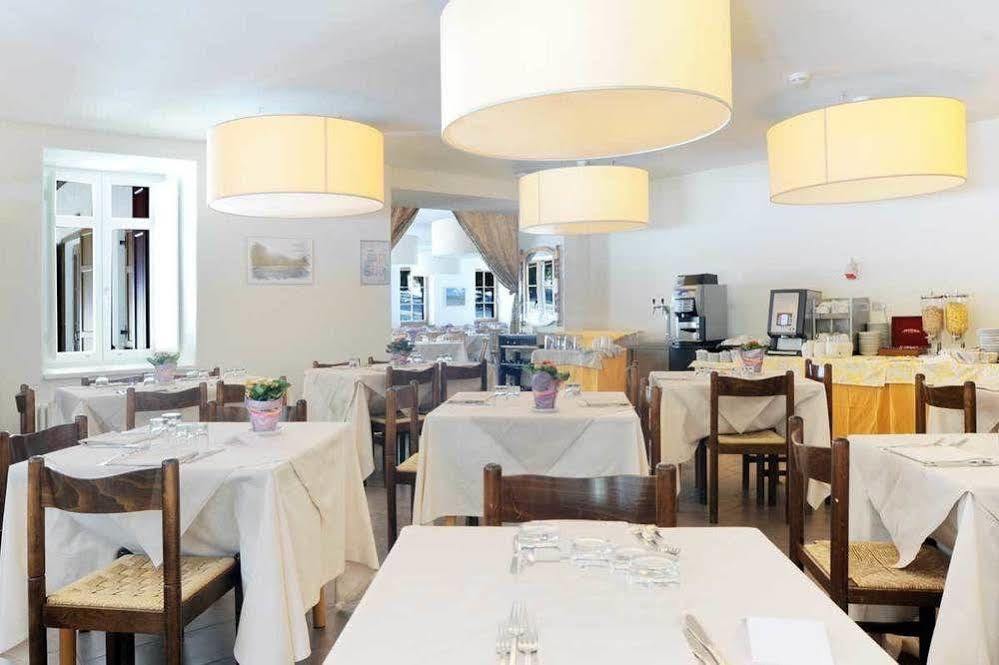 קרבונין Hotel Croda Rossa מראה חיצוני תמונה